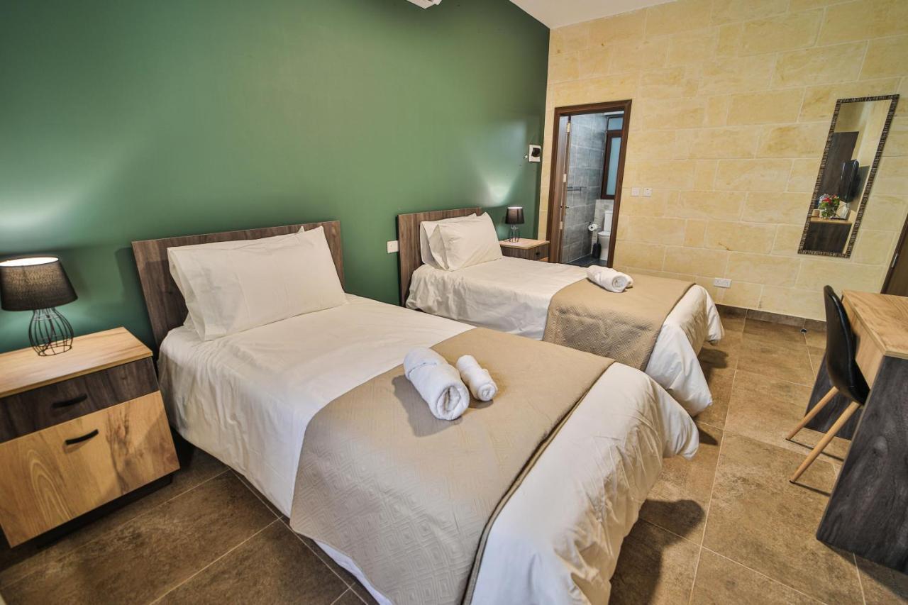 49 Sunrise Lodge Għajnsielem 외부 사진