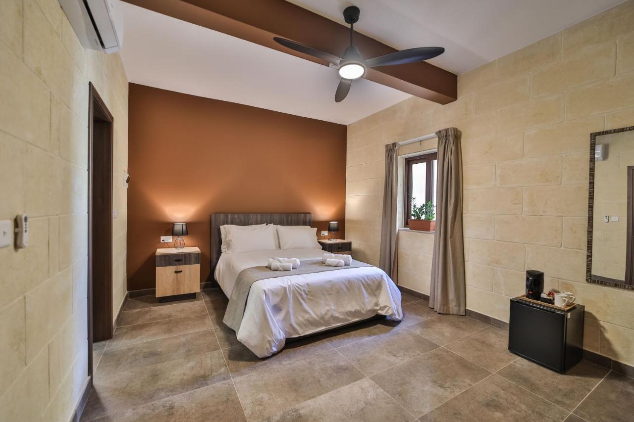 49 Sunrise Lodge Għajnsielem 외부 사진