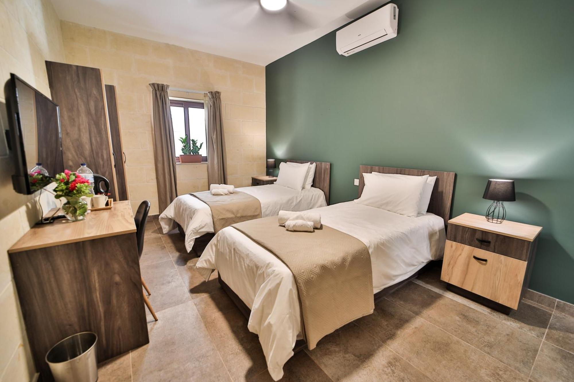 49 Sunrise Lodge Għajnsielem 외부 사진